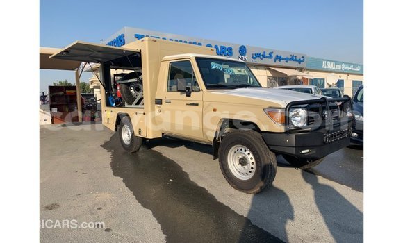 Buy Import Toyota Land Cruiser Beige Car in Import - Dubai in Namibia Buy Import Toyota Land Cruiser Beige Car in Import - Dubai in Namibia