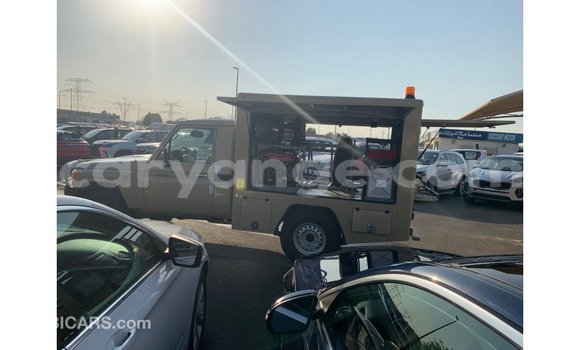 Buy Import Toyota Land Cruiser Beige Car in Import - Dubai in Namibia Buy Import Toyota Land Cruiser Beige Car in Import - Dubai in Namibia