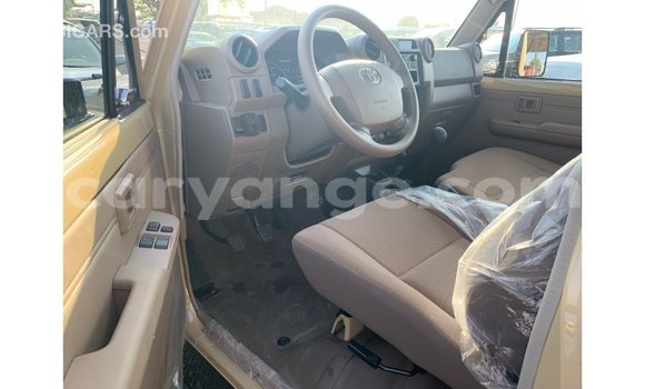 Buy Import Toyota Land Cruiser Beige Car in Import - Dubai in Namibia Buy Import Toyota Land Cruiser Beige Car in Import - Dubai in Namibia