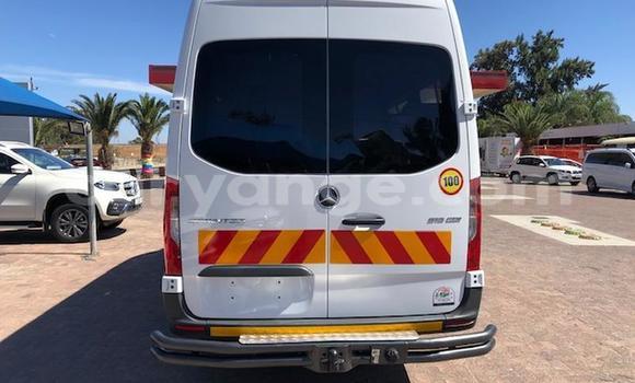 Acheter Occasion Voiture Mercedes-Benz C–Class Blanc à Windhoek, Namibie Acheter Occasion Voiture Mercedes-Benz C–Class Blanc à Windhoek, Namibie