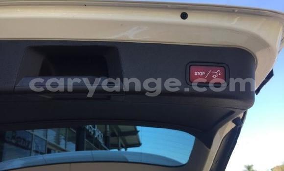 Acheter Occasion Voiture Mercedes-Benz ML–Class Blanc à Windhoek, Namibie Acheter Occasion Voiture Mercedes-Benz ML–Class Blanc à Windhoek, Namibie