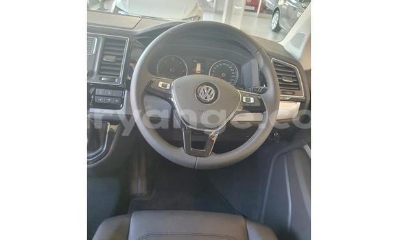 Acheter Occasion Voiture Volkswagen Caravelle Beige à Windhoek, Namibie Acheter Occasion Voiture Volkswagen Caravelle Beige à Windhoek, Namibie