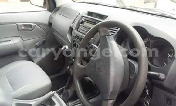 Buy Used Toyota Hilux White Car in Windhoek in Namibia Buy Used Toyota Hilux White Car in Windhoek in Namibia