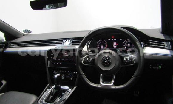 Acheter Occasion Voiture Volkswagen Arteon Blanc à Windhoek, Namibie Acheter Occasion Voiture Volkswagen Arteon Blanc à Windhoek, Namibie