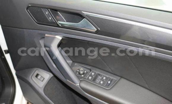 Acheter Occasion Voiture Volkswagen Tiguan Blanc à Windhoek, Namibie Acheter Occasion Voiture Volkswagen Tiguan Blanc à Windhoek, Namibie