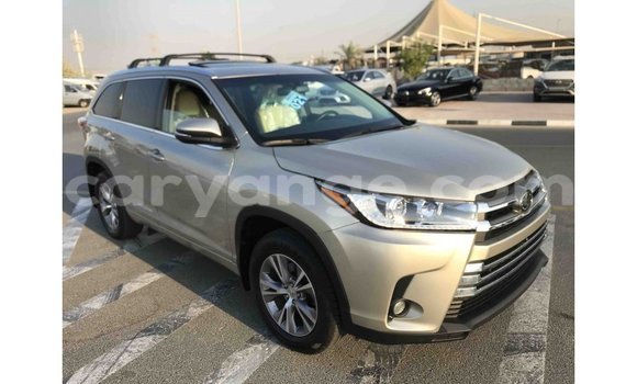 Acheter Import Voiture Toyota Highlander Autre à Import - Dubai, Namibie Acheter Import Voiture Toyota Highlander Autre à Import - Dubai, Namibie
