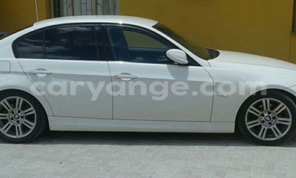 Acheter Occasion Voiture BMW 3–Series Blanc à Windhoek, Namibie Acheter Occasion Voiture BMW 3–Series Blanc à Windhoek, Namibie