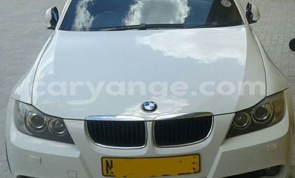 Acheter Occasion Voiture BMW 3–Series Blanc à Windhoek, Namibie Acheter Occasion Voiture BMW 3–Series Blanc à Windhoek, Namibie