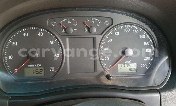 Acheter Occasion Voiture Volkswagen Polo Rouge à Windhoek, Namibie Acheter Occasion Voiture Volkswagen Polo Rouge à Windhoek, Namibie