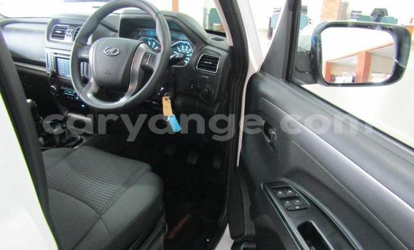 Buy Used Mahindra Armada White Car in Windhoek in Namibia Buy Used Mahindra Armada White Car in Windhoek in Namibia