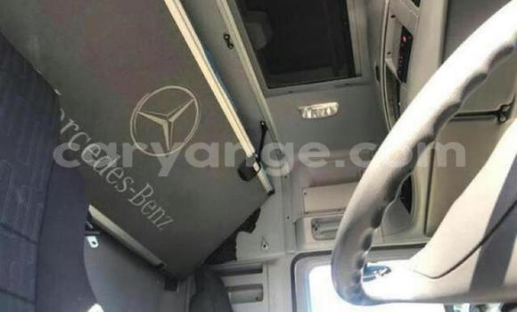 Acheter Occasion Utilitaire Mercedes‒Benz Arocs Blanc à Gobabis, Omaheke Acheter Occasion Utilitaire Mercedes‒Benz Arocs Blanc à Gobabis, Omaheke