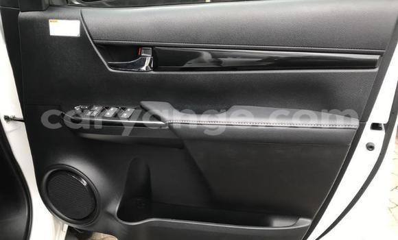 Acheter Occasion Voiture Toyota Hilux Blanc à Henties Bay, Erongo Acheter Occasion Voiture Toyota Hilux Blanc à Henties Bay, Erongo