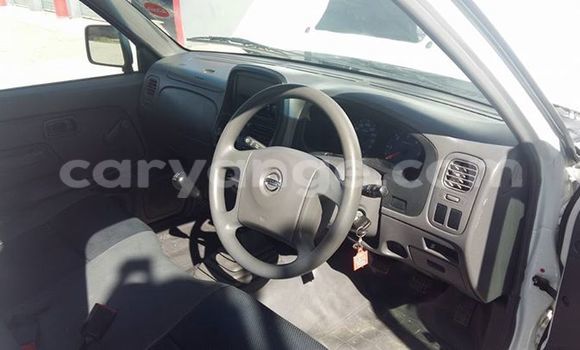 Buy Used Nissan Pickup White Car in Windhoek in Namibia Buy Used Nissan Pickup White Car in Windhoek in Namibia