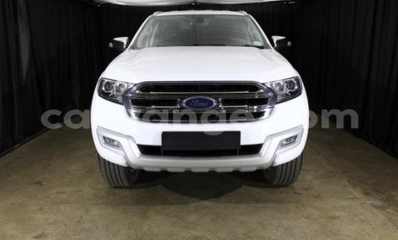 Buy Used Ford Everest White Car in Windhoek in Namibia Buy Used Ford Everest White Car in Windhoek in Namibia