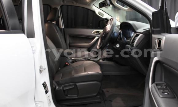 Buy Used Ford Everest White Car in Windhoek in Namibia Buy Used Ford Everest White Car in Windhoek in Namibia