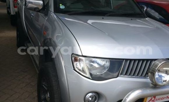 Buy Used Mitsubishi Colt Black Car in Windhoek in Namibia