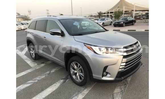 Acheter Import Voiture Toyota Highlander Autre à Import - Dubai, Namibie Acheter Import Voiture Toyota Highlander Autre à Import - Dubai, Namibie