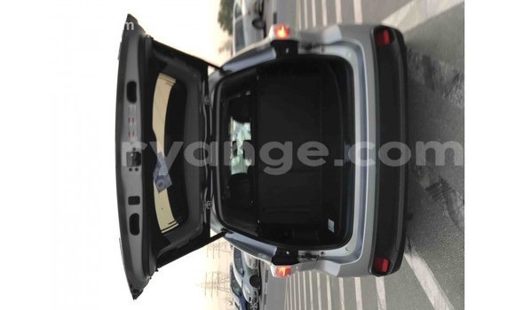 Acheter Import Voiture Toyota Highlander Autre à Import - Dubai, Namibie Acheter Import Voiture Toyota Highlander Autre à Import - Dubai, Namibie