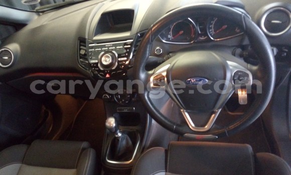 Acheter Occasion Voiture Ford Fiesta ST Blanc à Henties Bay, Erongo Acheter Occasion Voiture Ford Fiesta ST Blanc à Henties Bay, Erongo