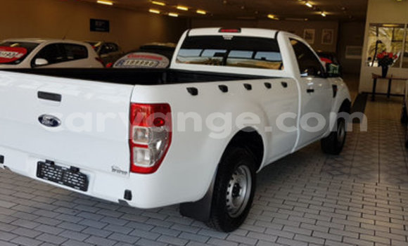 Acheter Occasion Voiture Ford Ranger Blanc à Windhoek, Namibie Acheter Occasion Voiture Ford Ranger Blanc à Windhoek, Namibie