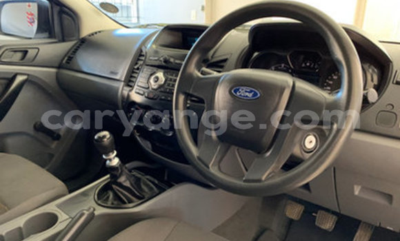 Acheter Occasion Voiture Ford Ranger Blanc à Windhoek, Namibie Acheter Occasion Voiture Ford Ranger Blanc à Windhoek, Namibie