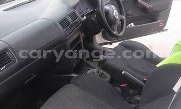 Acheter Occasion Voiture Volkswagen Bora Blanc à Windhoek, Namibie Acheter Occasion Voiture Volkswagen Bora Blanc à Windhoek, Namibie