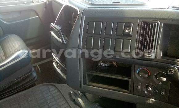 Acheter Occasion Utilitaire Volvo F4 Blanc à Windhoek, Namibie Acheter Occasion Utilitaire Volvo F4 Blanc à Windhoek, Namibie