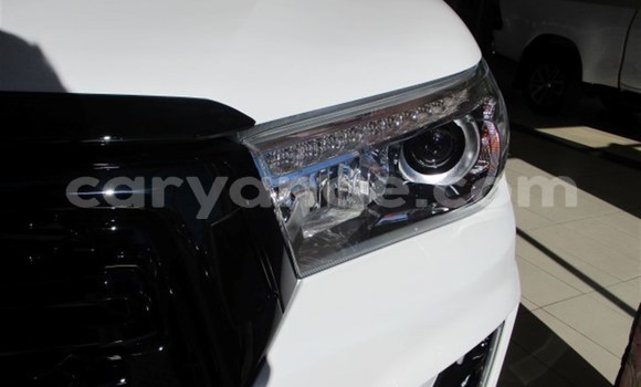 Buy Used Toyota Hilux White Car in Karasburg in Karas Buy Used Toyota Hilux White Car in Karasburg in Karas