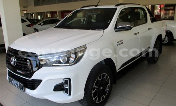 Buy Used Toyota Hilux White Car in Karasburg in Karas Buy Used Toyota Hilux White Car in Karasburg in Karas