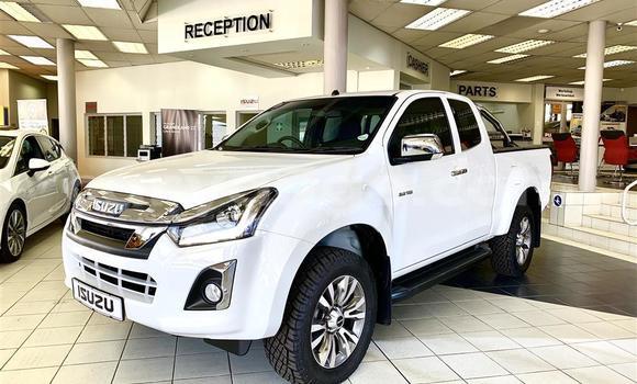 Buy Used Isuzu D–MAX White Car in Karasburg in Karas Buy Used Isuzu D–MAX White Car in Karasburg in Karas