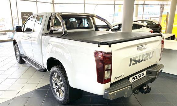 Buy Used Isuzu D–MAX White Car in Karasburg in Karas Buy Used Isuzu D–MAX White Car in Karasburg in Karas