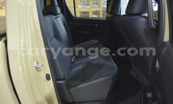 Buy Used Toyota Hilux Beige Car in Henties Bay in Erongo Buy Used Toyota Hilux Beige Car in Henties Bay in Erongo