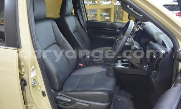 Buy Used Toyota Hilux Beige Car in Henties Bay in Erongo Buy Used Toyota Hilux Beige Car in Henties Bay in Erongo