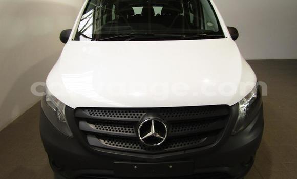 Acheter Occasion Voiture Mercedes-Benz Vito Blanc à Windhoek, Namibie Acheter Occasion Voiture Mercedes-Benz Vito Blanc à Windhoek, Namibie