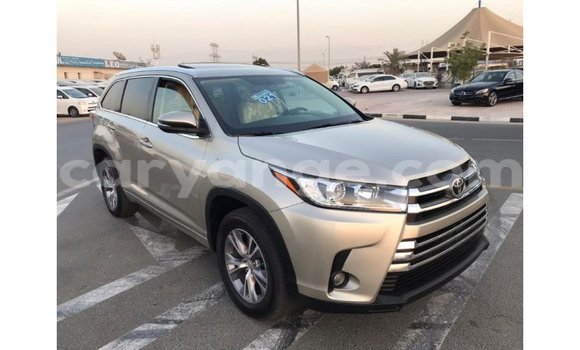 Acheter Import Voiture Toyota Highlander Autre à Import - Dubai, Namibie Acheter Import Voiture Toyota Highlander Autre à Import - Dubai, Namibie