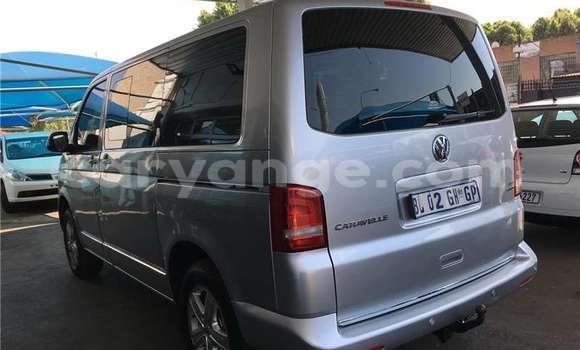 Buy Used Volkswagen Caravelle Silver Car in Windhoek in Namibia Buy Used Volkswagen Caravelle Silver Car in Windhoek in Namibia