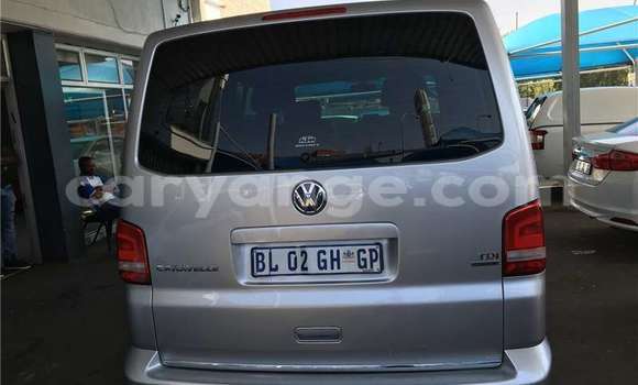 Buy Used Volkswagen Caravelle Silver Car in Windhoek in Namibia Buy Used Volkswagen Caravelle Silver Car in Windhoek in Namibia