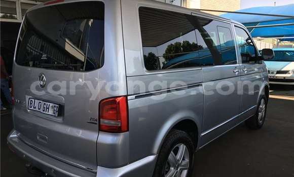 Buy Used Volkswagen Caravelle Silver Car in Windhoek in Namibia Buy Used Volkswagen Caravelle Silver Car in Windhoek in Namibia