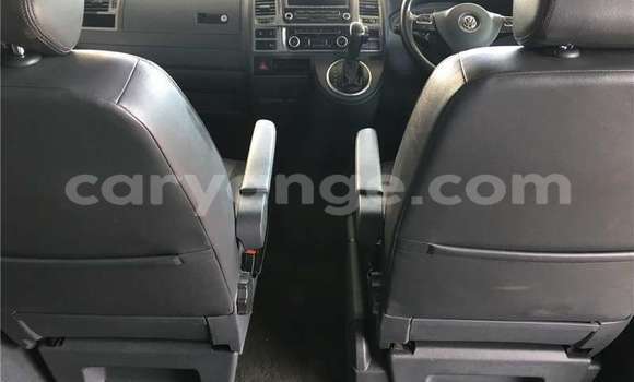 Buy Used Volkswagen Caravelle Silver Car in Windhoek in Namibia Buy Used Volkswagen Caravelle Silver Car in Windhoek in Namibia