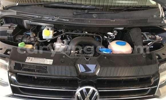 Buy Used Volkswagen Caravelle Silver Car in Windhoek in Namibia Buy Used Volkswagen Caravelle Silver Car in Windhoek in Namibia