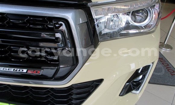 Buy Used Toyota Hilux Beige Car in Karasburg in Karas Buy Used Toyota Hilux Beige Car in Karasburg in Karas