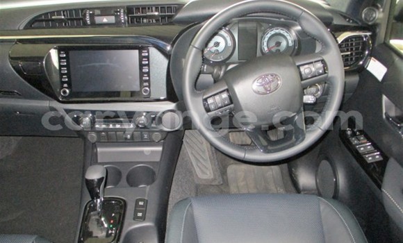 Buy Used Toyota Hilux Beige Car in Karasburg in Karas Buy Used Toyota Hilux Beige Car in Karasburg in Karas