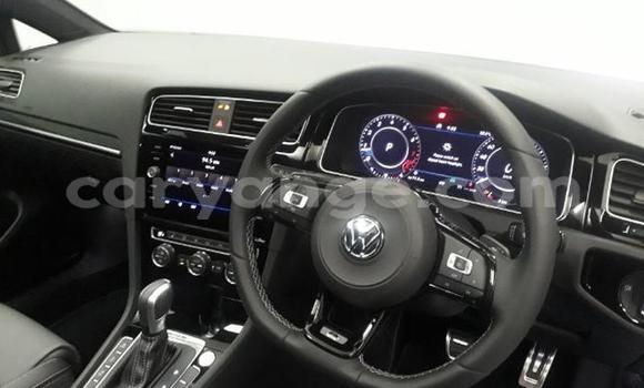 Acheter Occasion Voiture Volkswagen Golf R Noir à Karasburg, Karas Acheter Occasion Voiture Volkswagen Golf R Noir à Karasburg, Karas