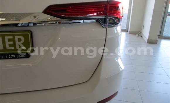 Buy Used Toyota Fortuner White Car in Karasburg in Karas Buy Used Toyota Fortuner White Car in Karasburg in Karas