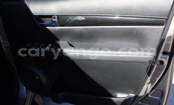 Acheter Occasion Voiture Toyota Hilux Gris à Windhoek, Namibie Acheter Occasion Voiture Toyota Hilux Gris à Windhoek, Namibie