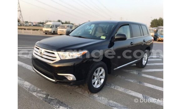 Acheter Import Voiture Toyota Highlander Noir à Import - Dubai, Namibie Acheter Import Voiture Toyota Highlander Noir à Import - Dubai, Namibie