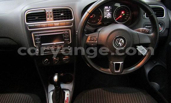 Acheter Occasion Voiture Volkswagen Polo Bleu à Windhoek, Namibie Acheter Occasion Voiture Volkswagen Polo Bleu à Windhoek, Namibie