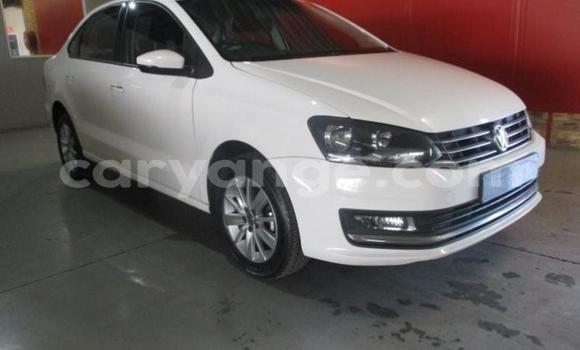 Acheter Occasion Voiture Volkswagen Polo Blanc à Windhoek, Namibie Acheter Occasion Voiture Volkswagen Polo Blanc à Windhoek, Namibie