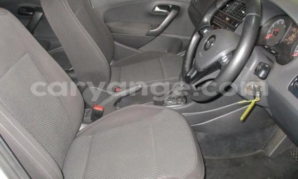 Acheter Occasion Voiture Volkswagen Polo Blanc à Windhoek, Namibie Acheter Occasion Voiture Volkswagen Polo Blanc à Windhoek, Namibie