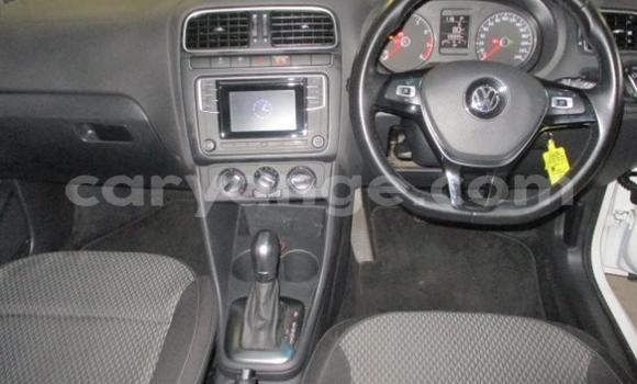 Acheter Occasion Voiture Volkswagen Polo Blanc à Windhoek, Namibie Acheter Occasion Voiture Volkswagen Polo Blanc à Windhoek, Namibie